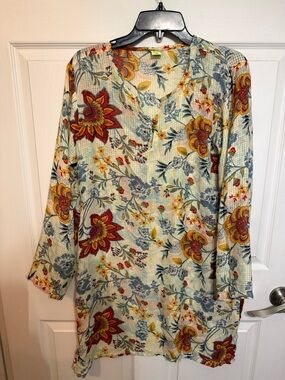 Raj Floral V-Neck Top in Cream, Yellow & Blue